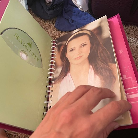 Sex and the City Complete Series - Picture 7 of 12